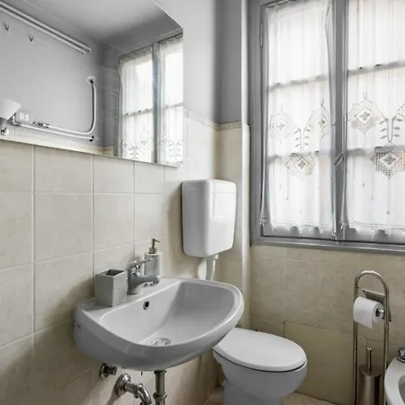 Apartament Casa Mariella *